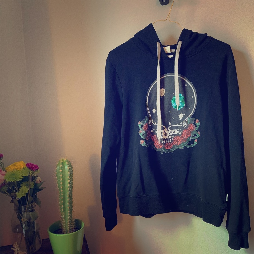 Hooded Grateful Dead sweatshirt